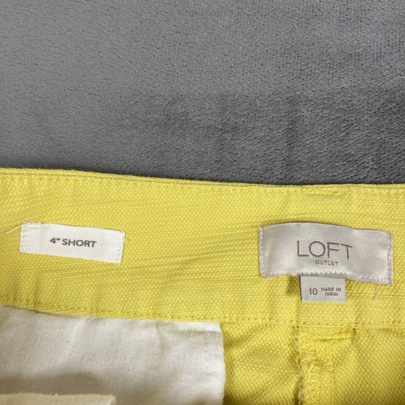 loft women's 4" short size 10, preowned - Picture 4 of 7